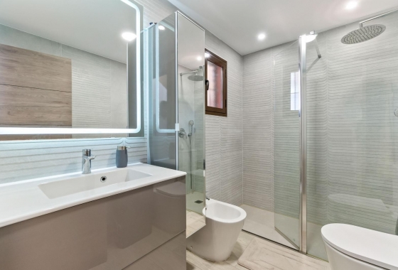 Rynek wtórny - Szeregowiec - Torrevieja - Aguas Nuevas