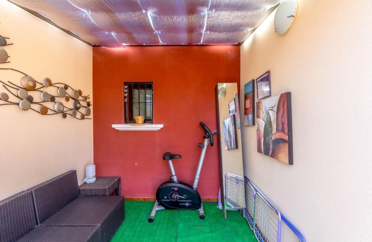 Rynek wtórny - Szeregowiec - Torrevieja - Aguas Nuevas