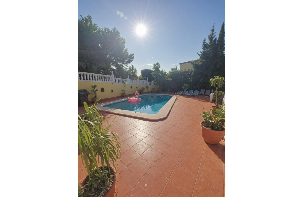 Reventa - Villa - San Miguel de Salinas