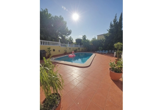 Reventa - Villa - San Miguel de Salinas