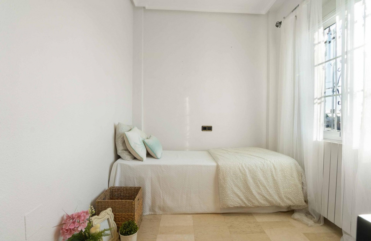 Rynek wtórny - Villa - Orihuela Costa - La Florida