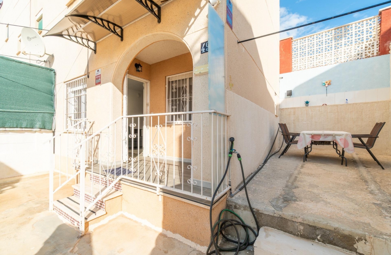 Rynek wtórny - Apartament - Torrevieja - Los Balcones