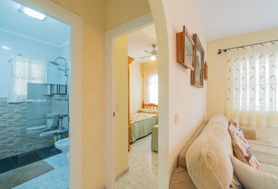 Wynajem długoterminowy - Apartament - Orihuela Costa - Playa Flamenca