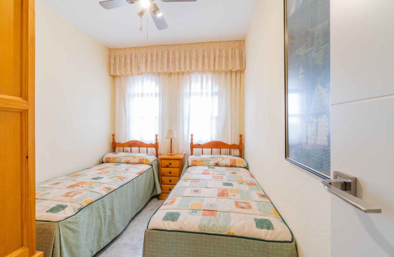 Wynajem długoterminowy - Apartament - Orihuela Costa - Playa Flamenca