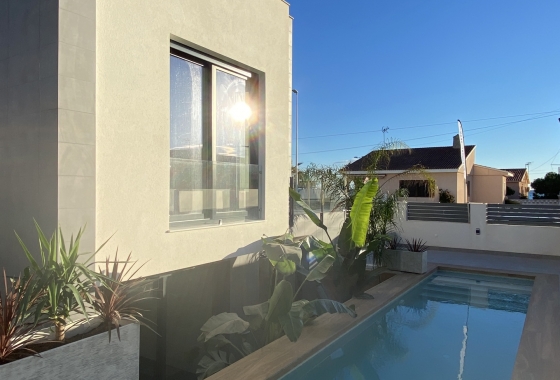 Rynek pierwotny - Detached - Torrevieja - La Mata