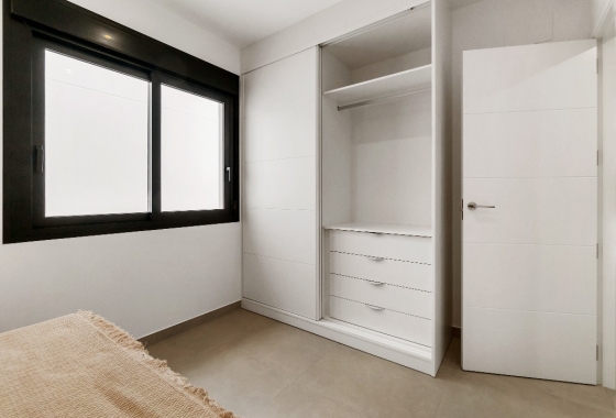 Rynek pierwotny - Szeregowiec - Aspe - Santiago de la Ribera