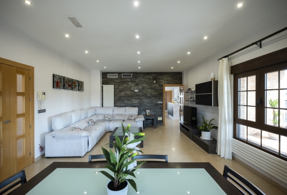 Rynek pierwotny - Villa - Jerónimo y Avileses