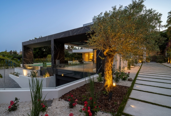 New Build - Villa - Marbella - El Paraíso