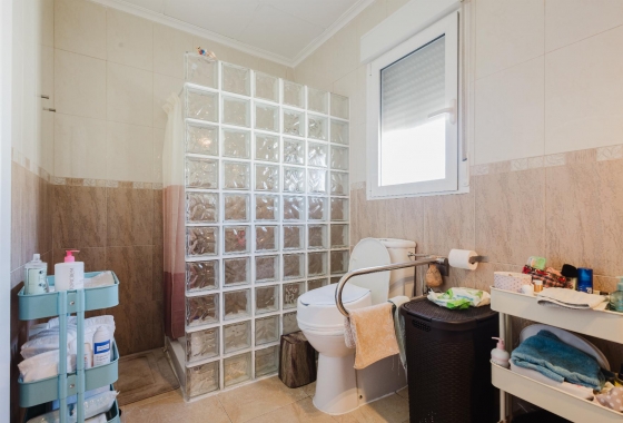 Rynek wtórny - Szeregowiec - Torrevieja - La Siesta - El Salado -  Torreta