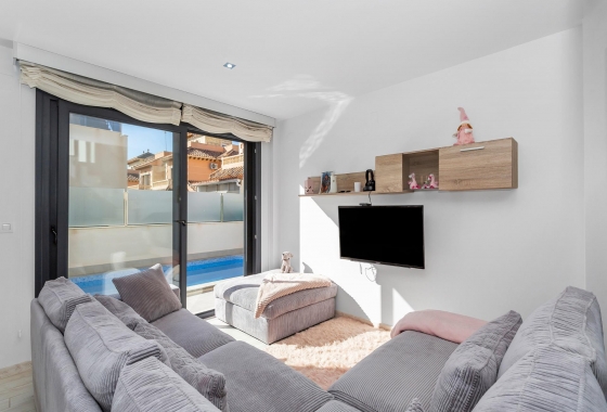 Rynek wtórny - Villa - Torrevieja - Sector 25