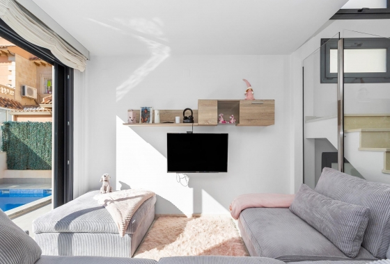 Rynek wtórny - Villa - Torrevieja - Sector 25