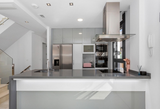 Rynek wtórny - Villa - Torrevieja - Sector 25