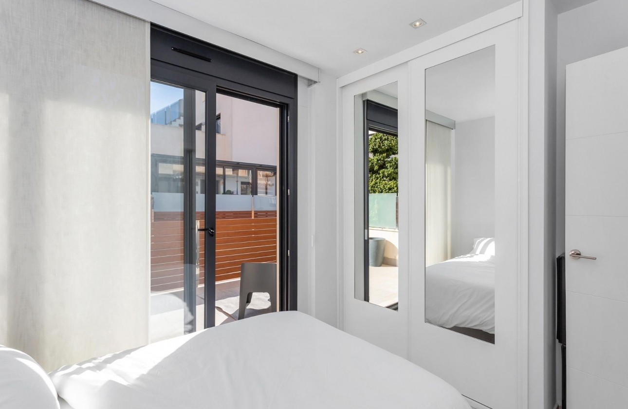 Rynek wtórny - Villa - Torrevieja - Sector 25