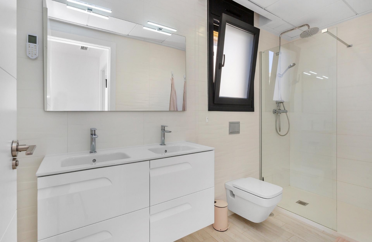 Rynek wtórny - Villa - Torrevieja - Sector 25