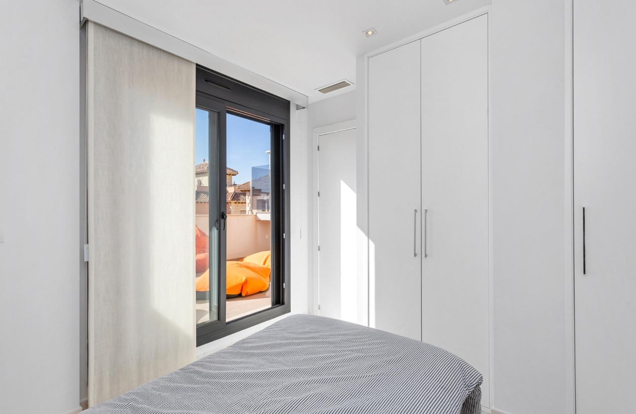 Rynek wtórny - Villa - Torrevieja - Sector 25