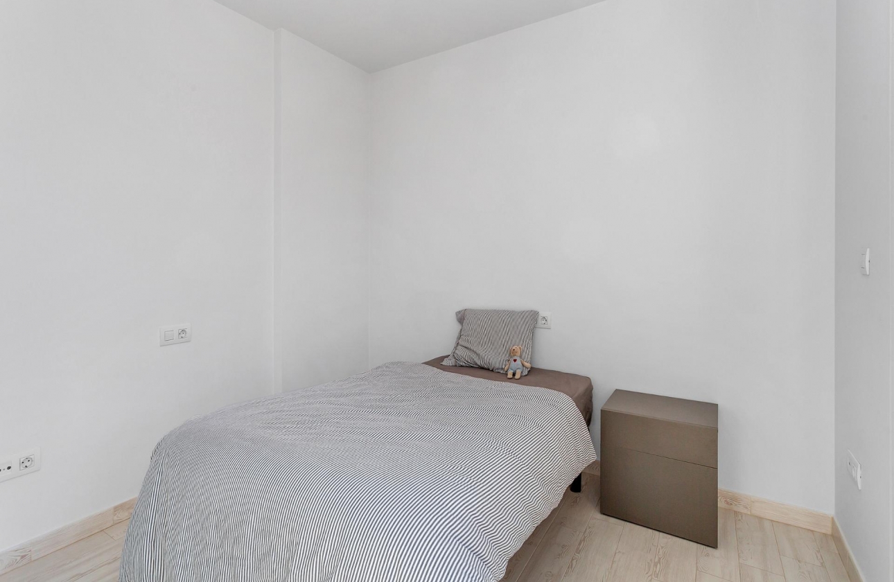 Rynek wtórny - Villa - Torrevieja - Sector 25