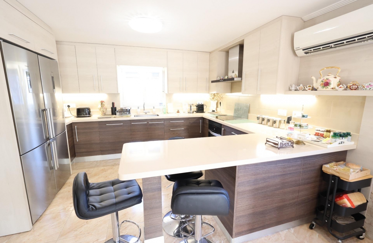 Rynek wtórny - Villa - Torrevieja - Los Balcones