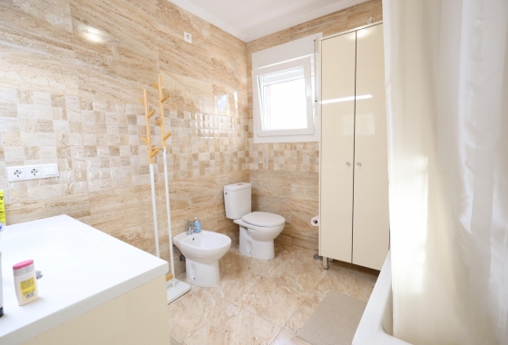 Rynek wtórny - Villa - Torrevieja - Los Balcones