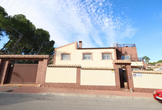Rynek wtórny - Villa - Torrevieja - Los Balcones