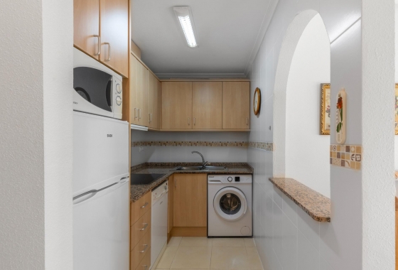 Resale - Apartment - Torrevieja - Estacion de autobuses