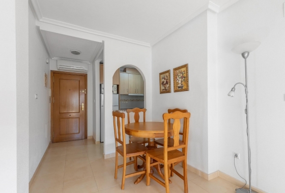 Resale - Apartment - Torrevieja - Estacion de autobuses