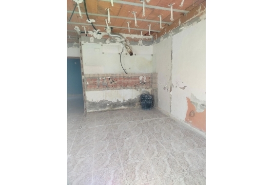 Rynek wtórny - Szeregowiec - Torrevieja - La Siesta - El Salado -  Torreta