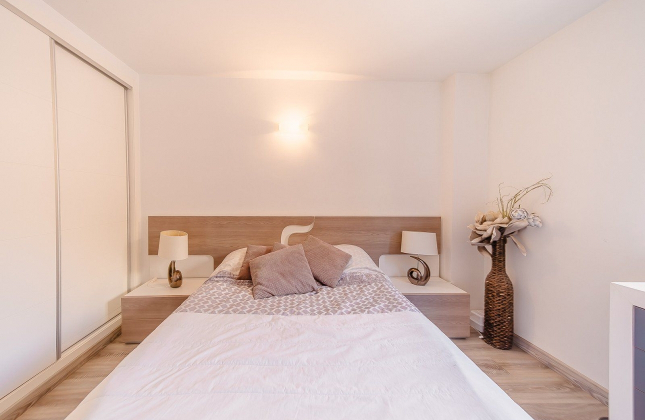 Rynek wtórny - Apartament - Torrevieja - Playa del Cura