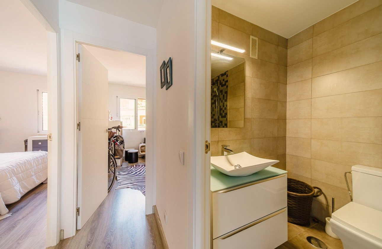 Rynek wtórny - Apartament - Torrevieja - Playa del Cura