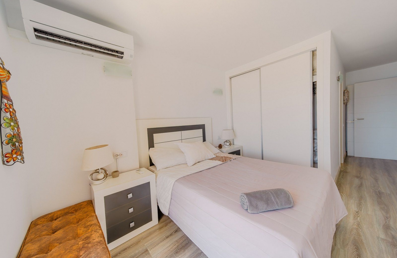 Rynek wtórny - Apartament - Torrevieja - Playa del Cura