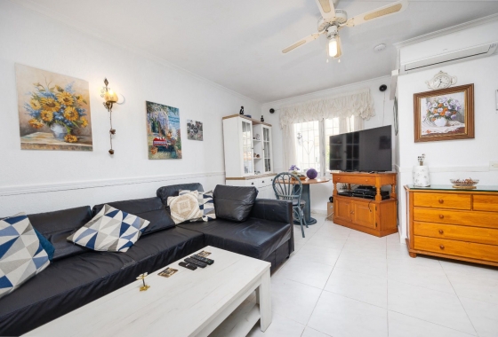 Rynek wtórny - Szeregowiec - Torrevieja - Los Angeles