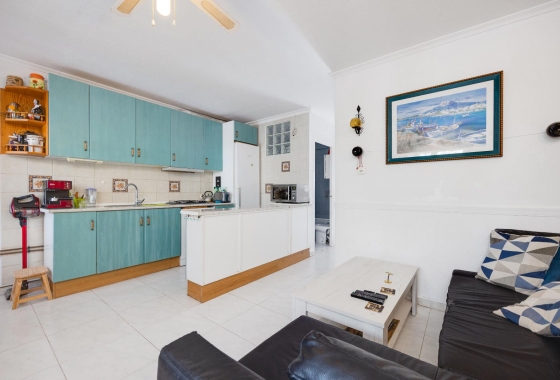 Rynek wtórny - Szeregowiec - Torrevieja - Los Angeles