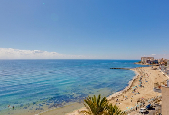 Rynek wtórny - Szeregowiec - Torrevieja - Los Angeles