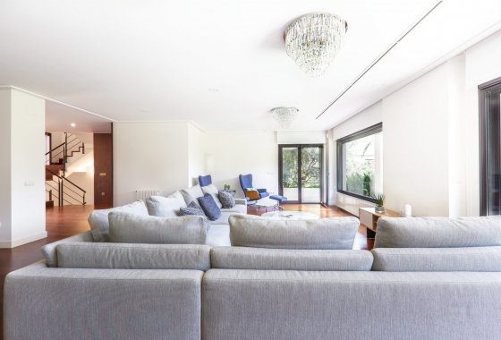 Rynek wtórny - Villa - Alicante - Vistahermosa