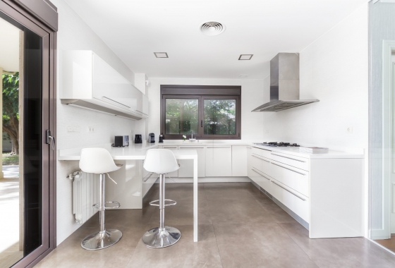 Rynek wtórny - Villa - Alicante - Vistahermosa