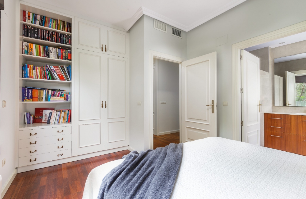 Rynek wtórny - Villa - Alicante - Vistahermosa