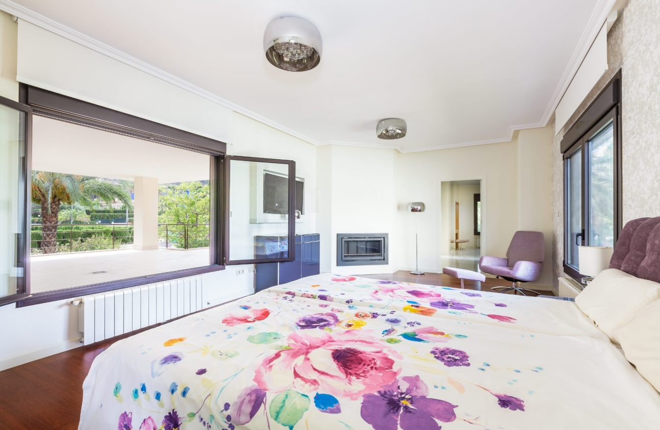 Rynek wtórny - Villa - Alicante - Vistahermosa