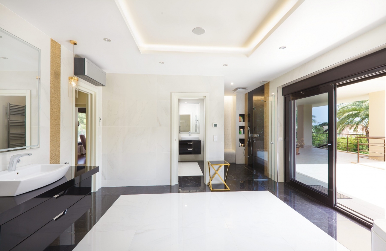 Rynek wtórny - Villa - Alicante - Vistahermosa