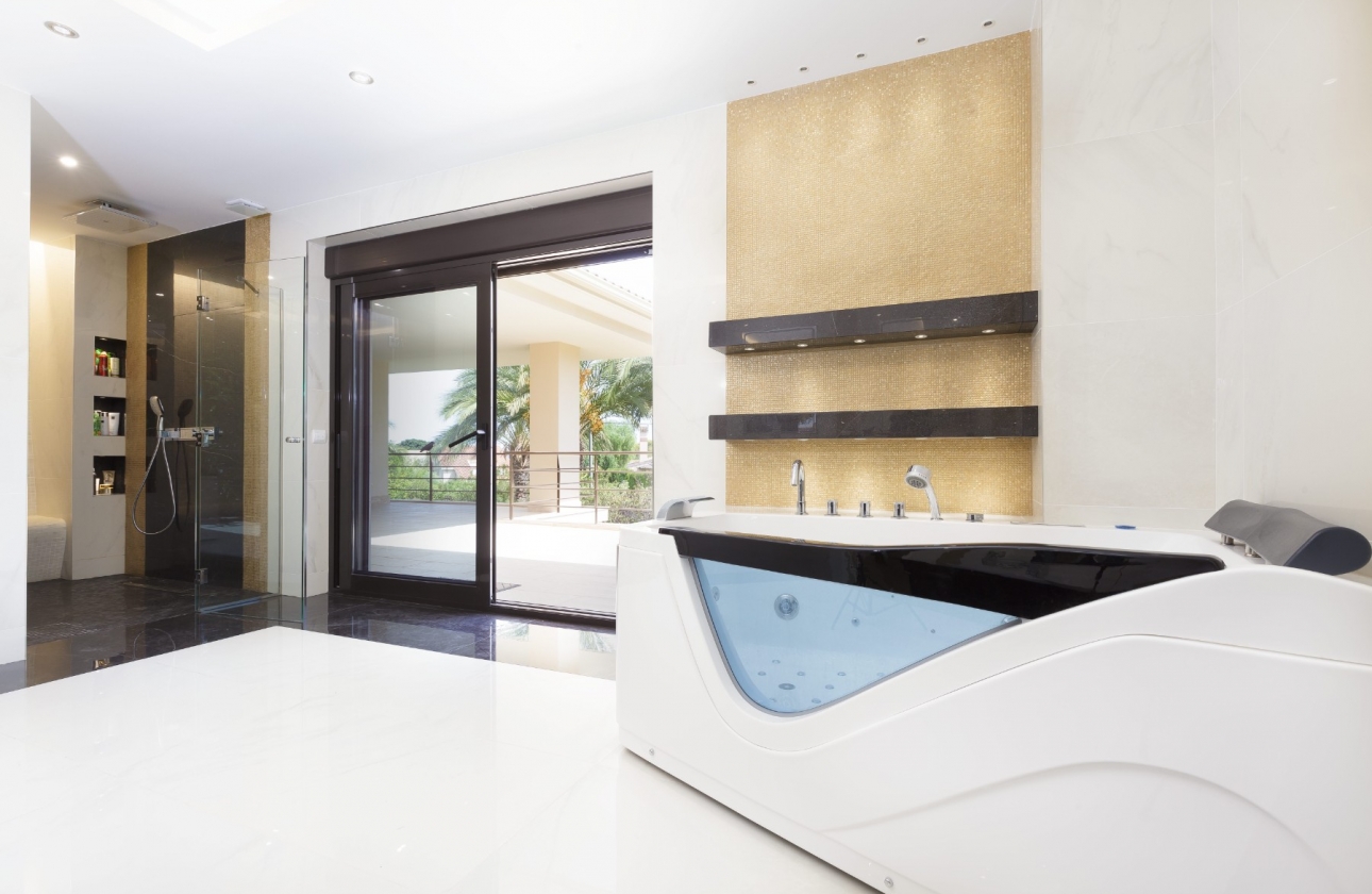 Rynek wtórny - Villa - Alicante - Vistahermosa