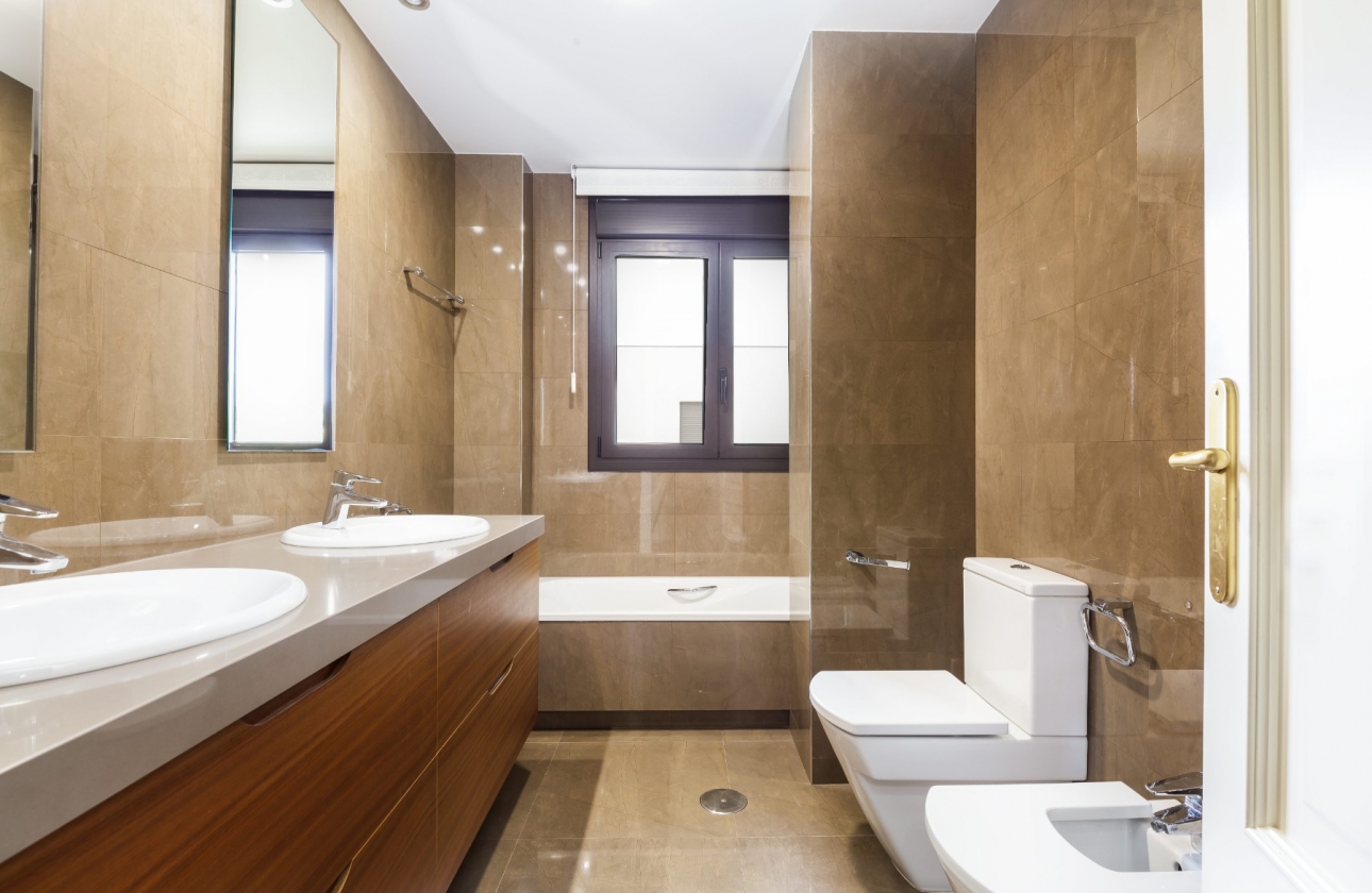 Rynek wtórny - Villa - Alicante - Vistahermosa