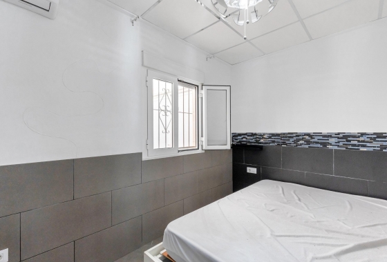 Rynek wtórny - Apartament - Torrevieja - La Mata