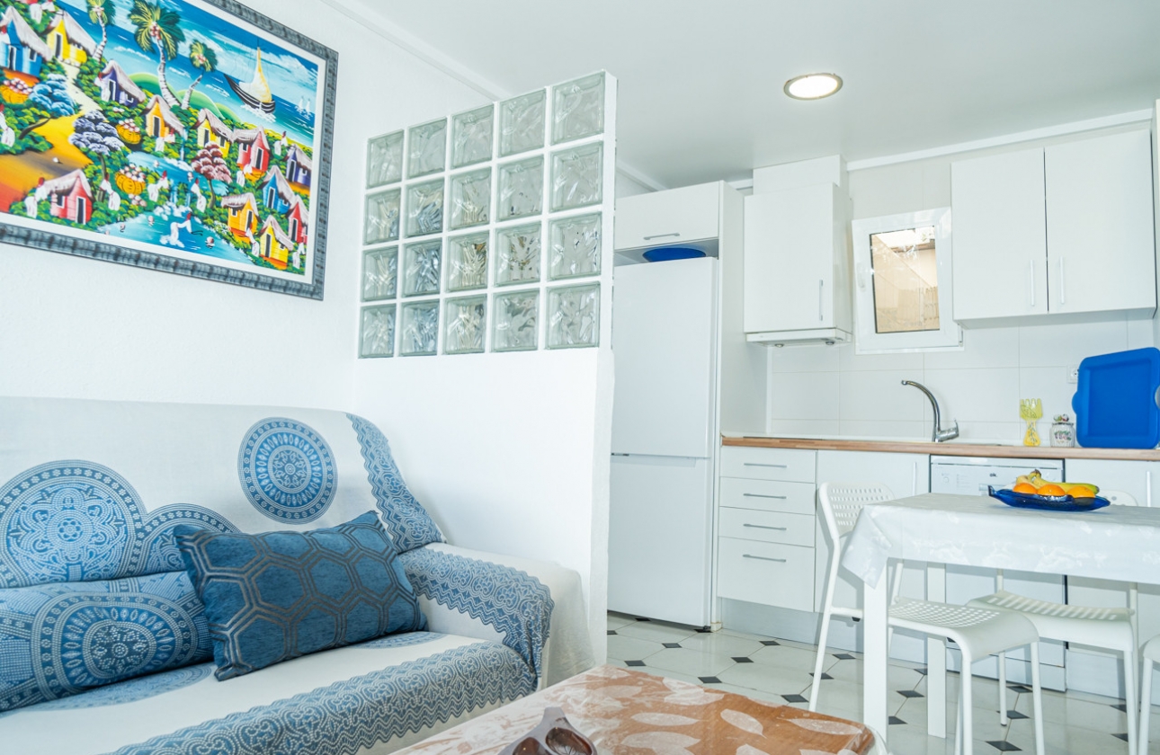 Reventa - Apartment - Mil Palmeras - Beach