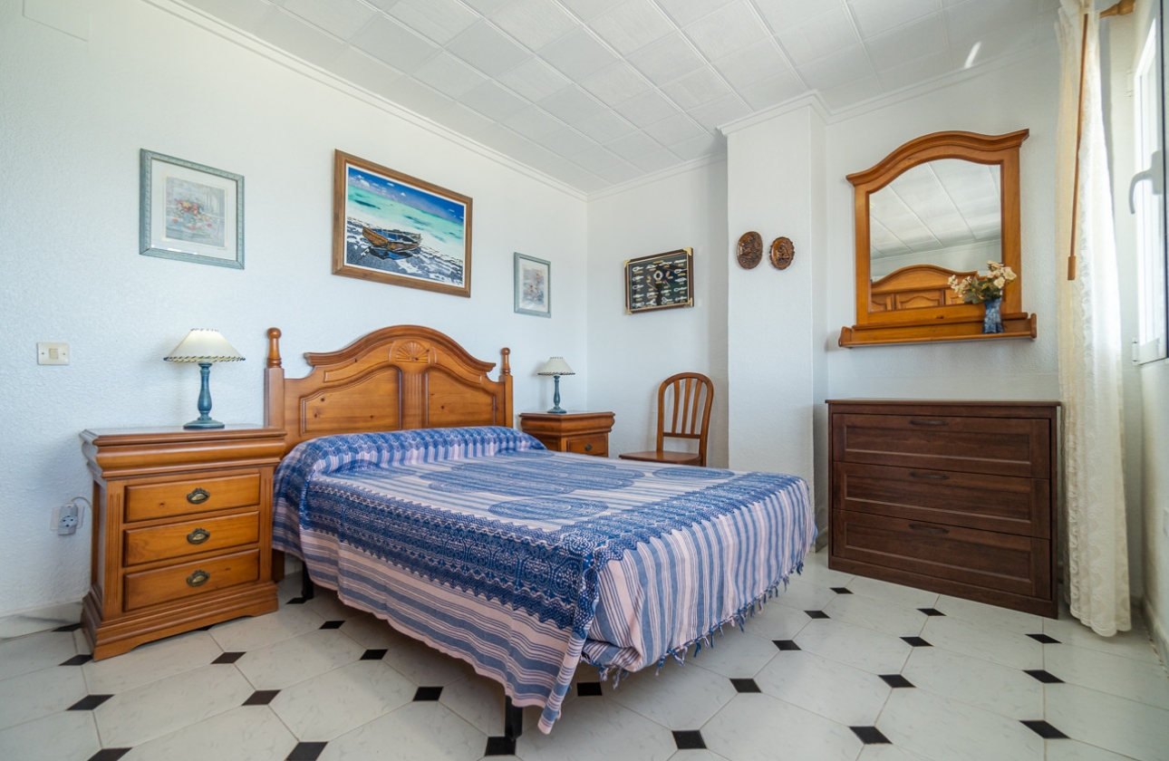 Reventa - Apartment - Mil Palmeras - Beach