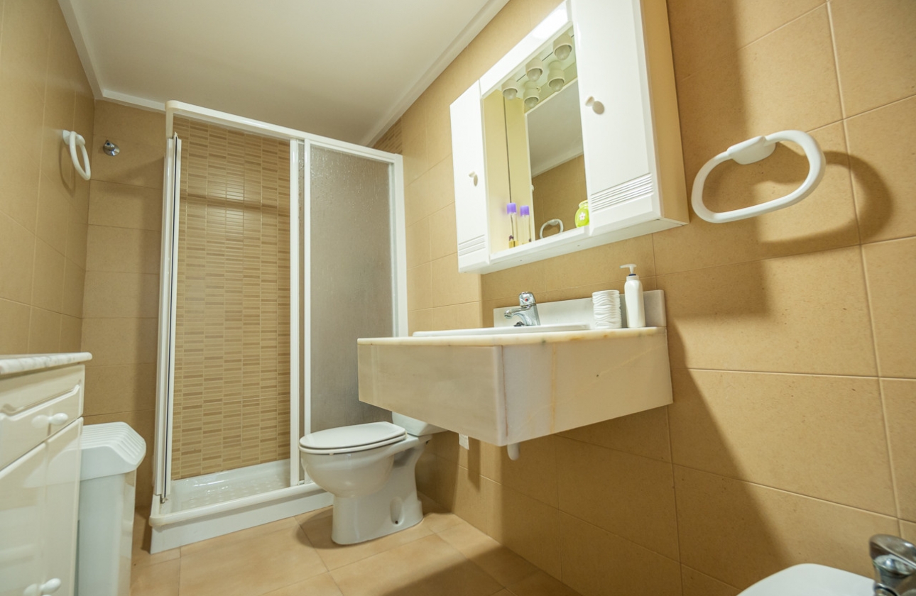 Reventa - Apartment - Mil Palmeras - Beach