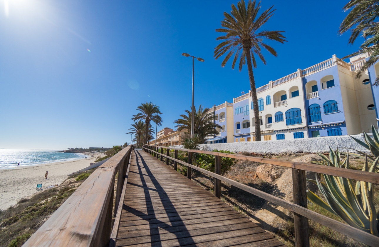 Reventa - Apartment - Mil Palmeras - Beach