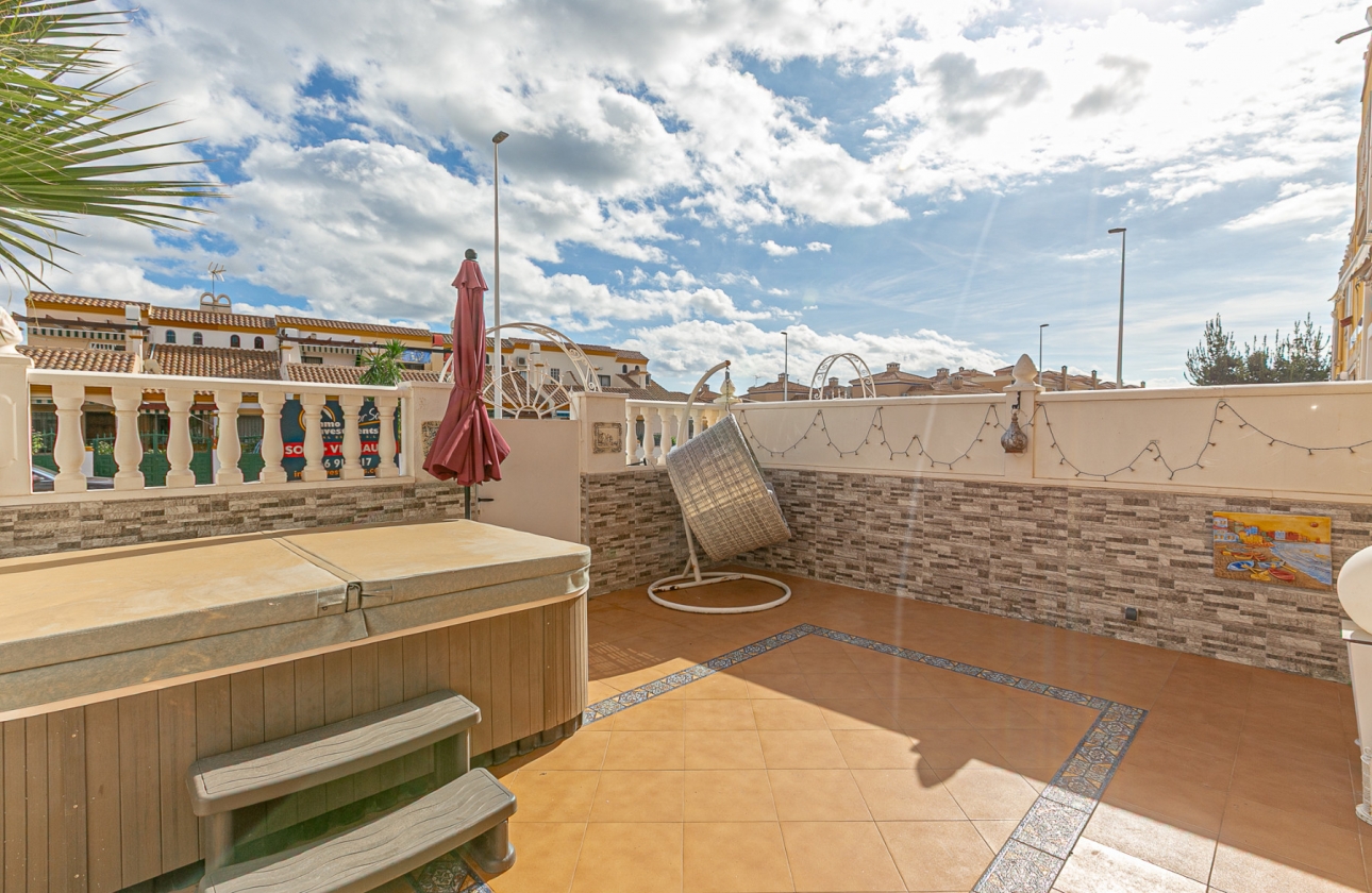 Rynek wtórny - Szeregowiec - La Zenia