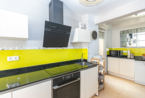 Rynek wtórny - Szeregowiec - La Zenia