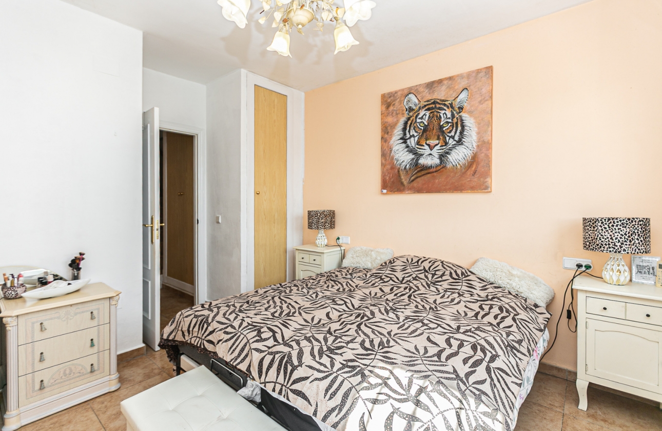 Rynek wtórny - Szeregowiec - La Zenia