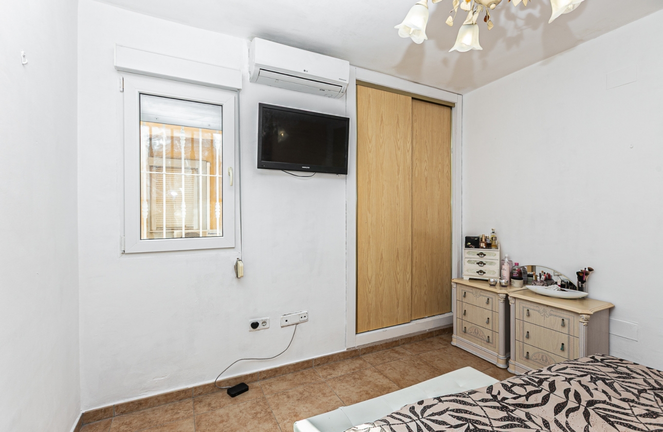 Rynek wtórny - Szeregowiec - La Zenia