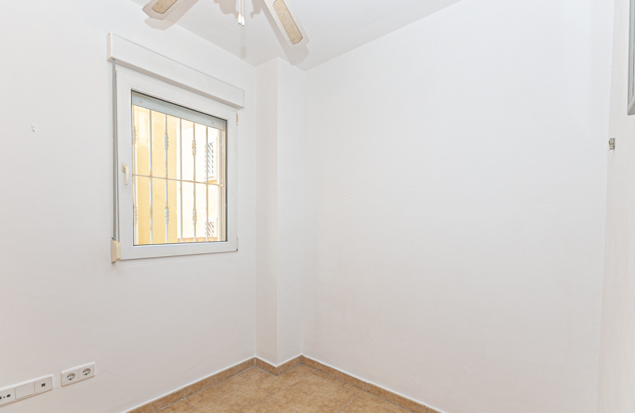 Rynek wtórny - Szeregowiec - La Zenia