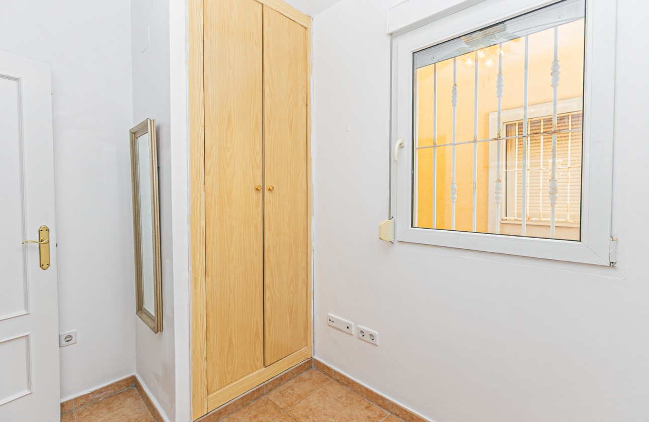 Rynek wtórny - Szeregowiec - La Zenia